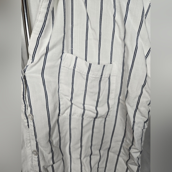 Velvet Heart Brandon Black Stripe Linen Blend Button Front Shirt | Size M - Picture 2 of 7